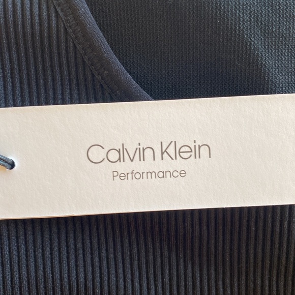 NWT Calvin Klein Performance Women’s Impact Sports Bra with Removable Cups - Picture 9 of 13